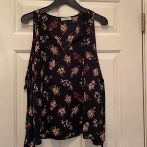 Cute long sleeve summer top